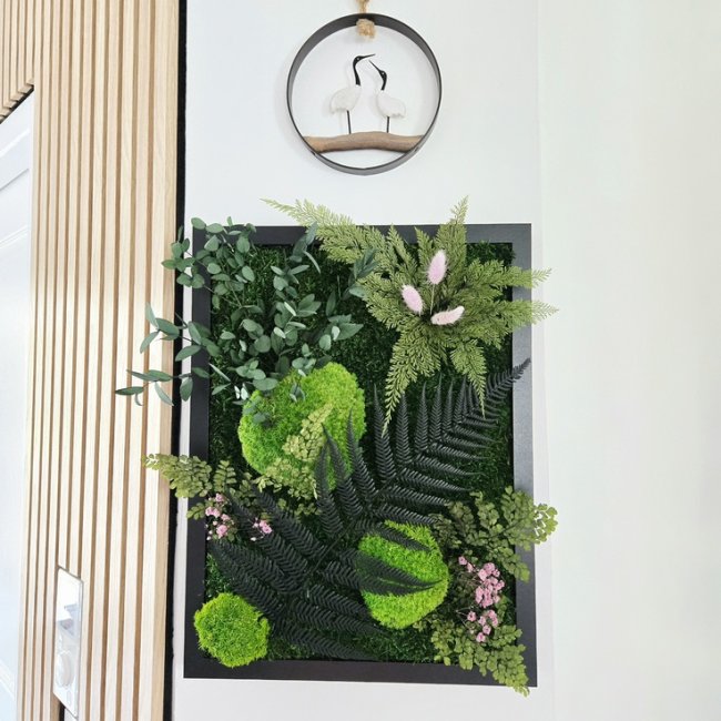 Tableau mural végétaux stabilisés avec cadre noir – création artisanale unique 32x42 cm, sans entretien, livraison France